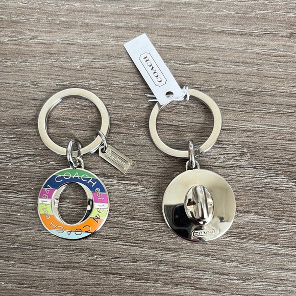 NWT Coach Colorful Ring Keychain - Picture 4 of 4